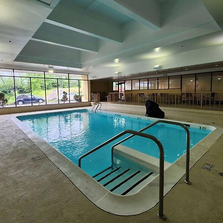 La Quinta By Wyndham Stamford / New York City Exterior foto