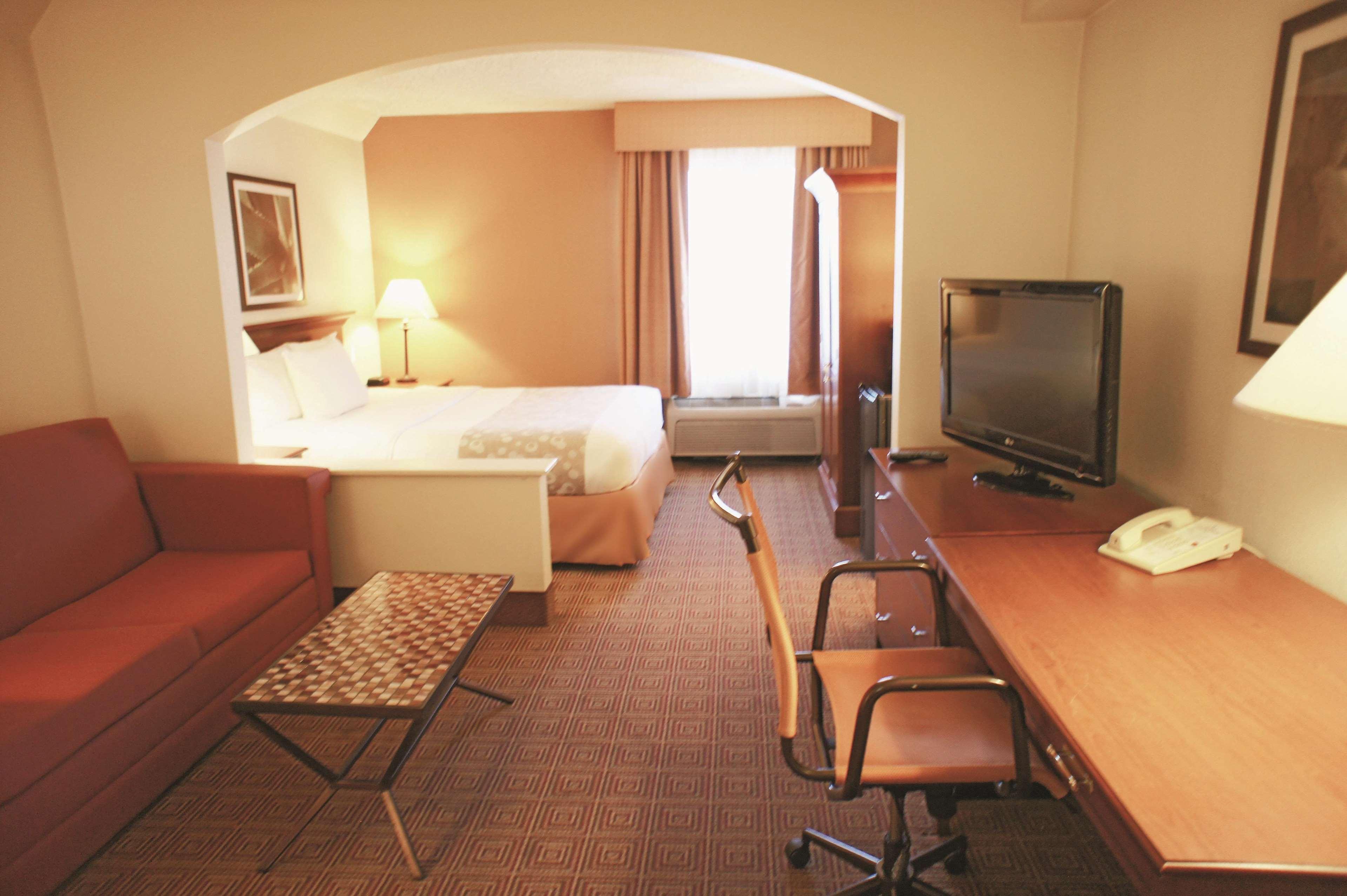 La Quinta By Wyndham Stamford / New York City Exterior foto