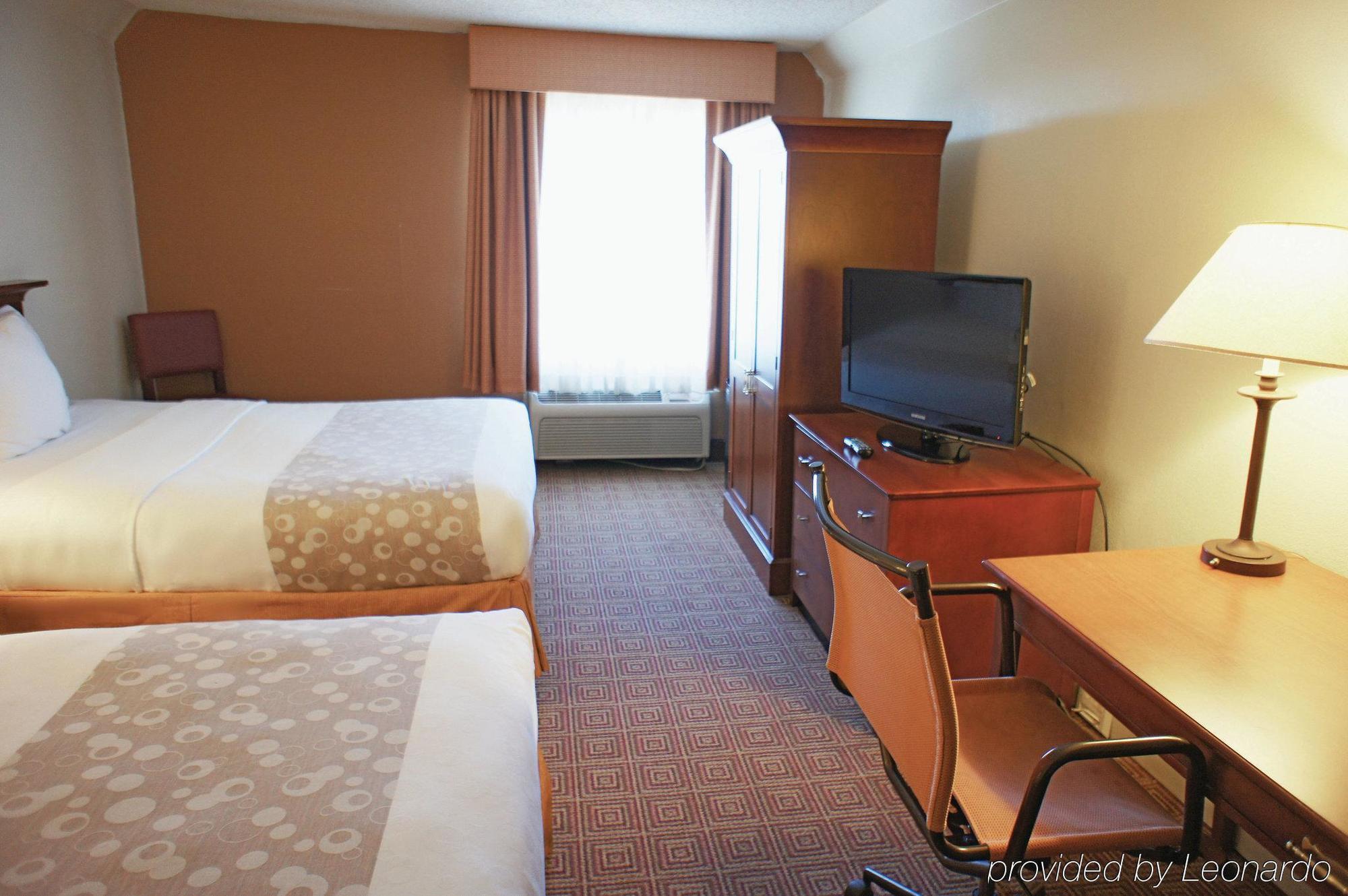 La Quinta By Wyndham Stamford / New York City Exterior foto